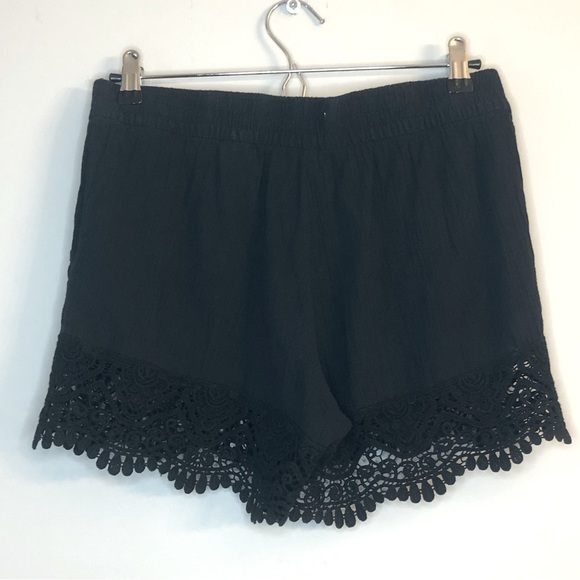 H&M Pants - H&M Shorts/Womens/Small-Medium